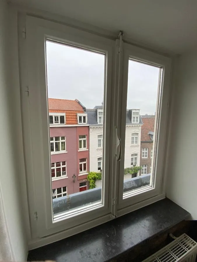 Chambres D'Hotes Rekko Maastricht 3*,
